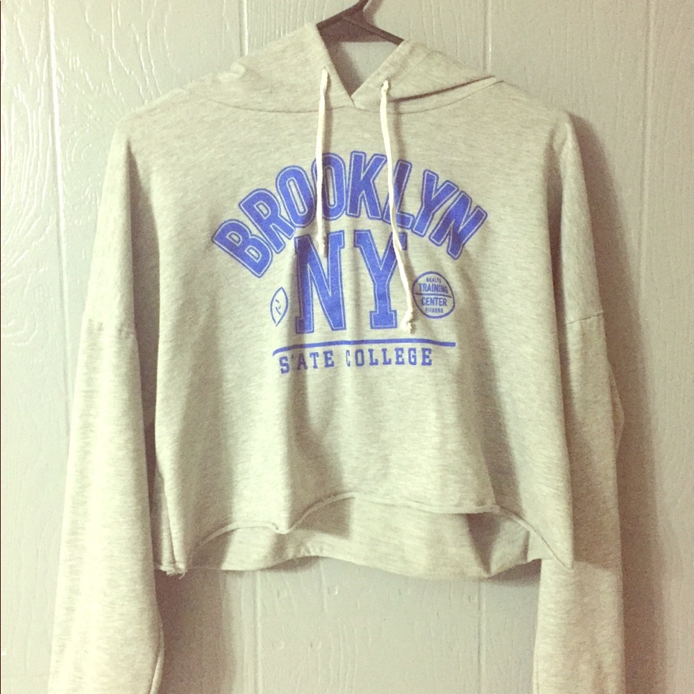 Cropped hoodie